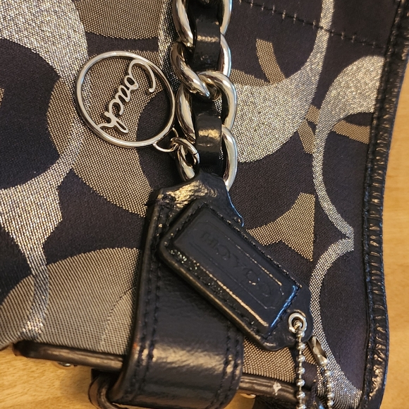 COACH Handbag - Picture 10 of 10